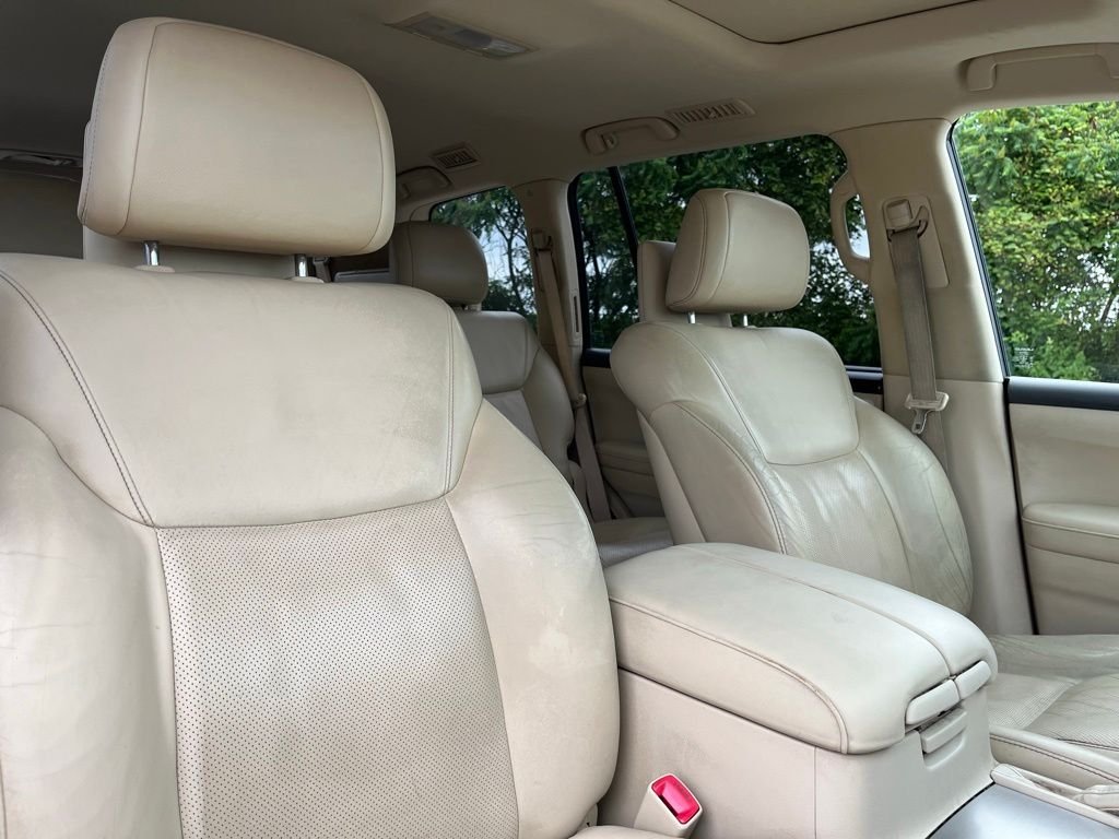 2013 Lexus LX — photo 24