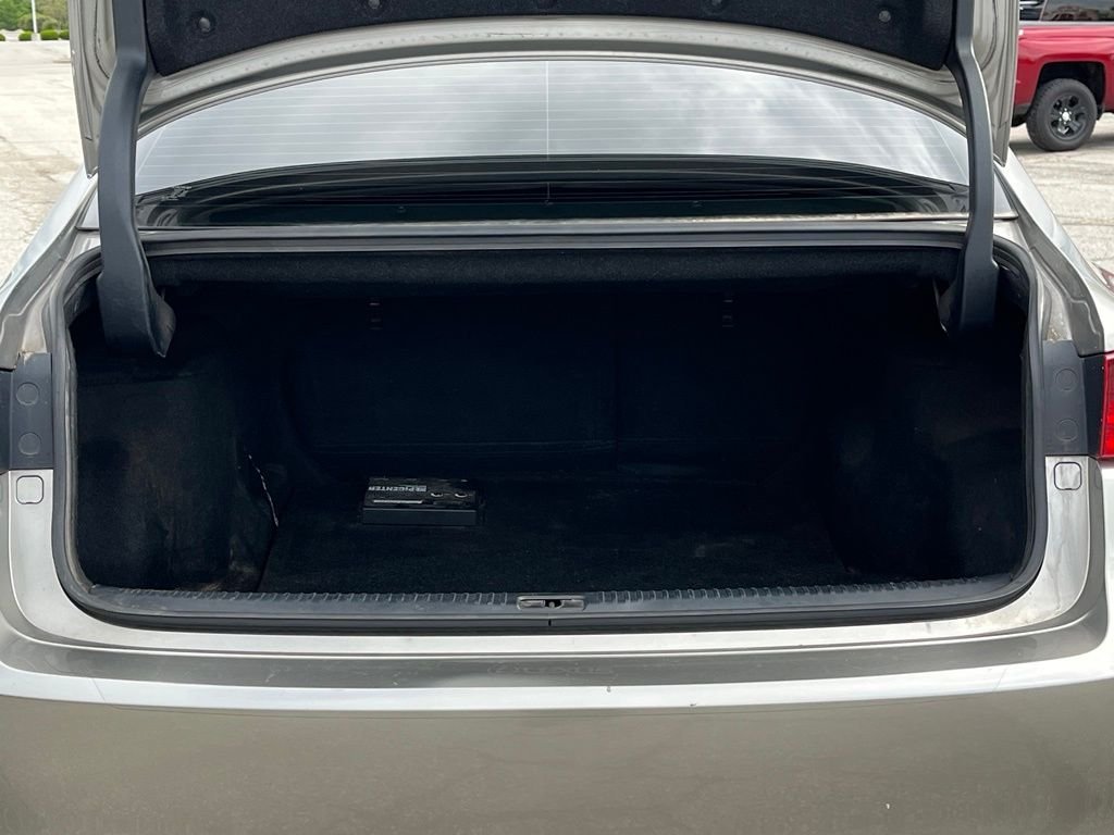 2014 Lexus IS — photo 16