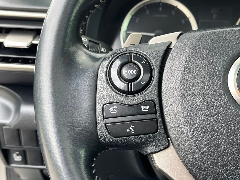 2014 Lexus IS — photo 24