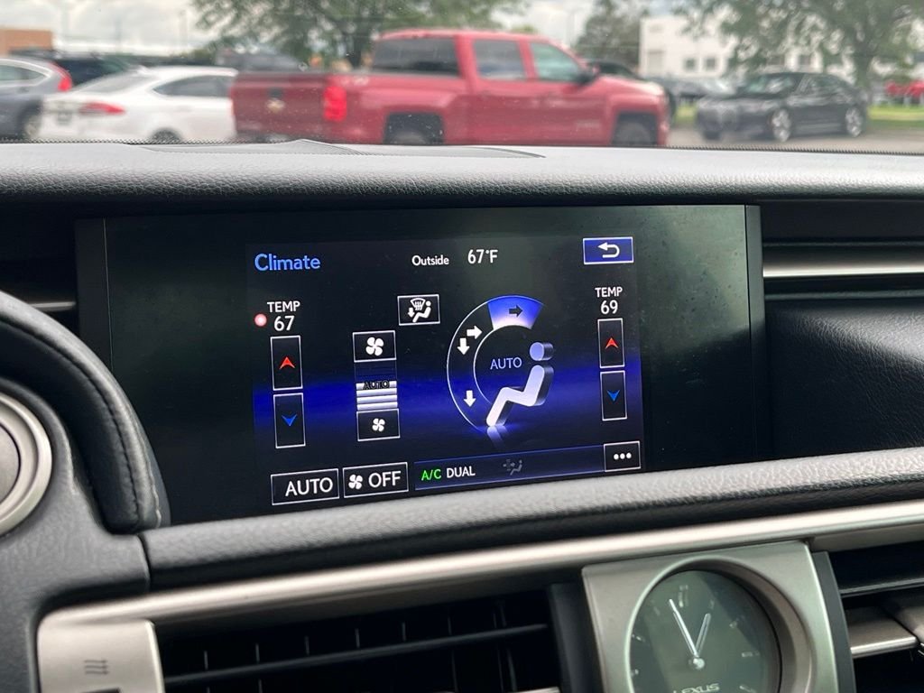 2014 Lexus IS — photo 30