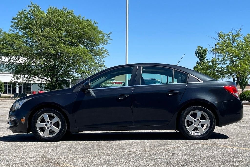2016 Chevrolet Cruze — photo 1