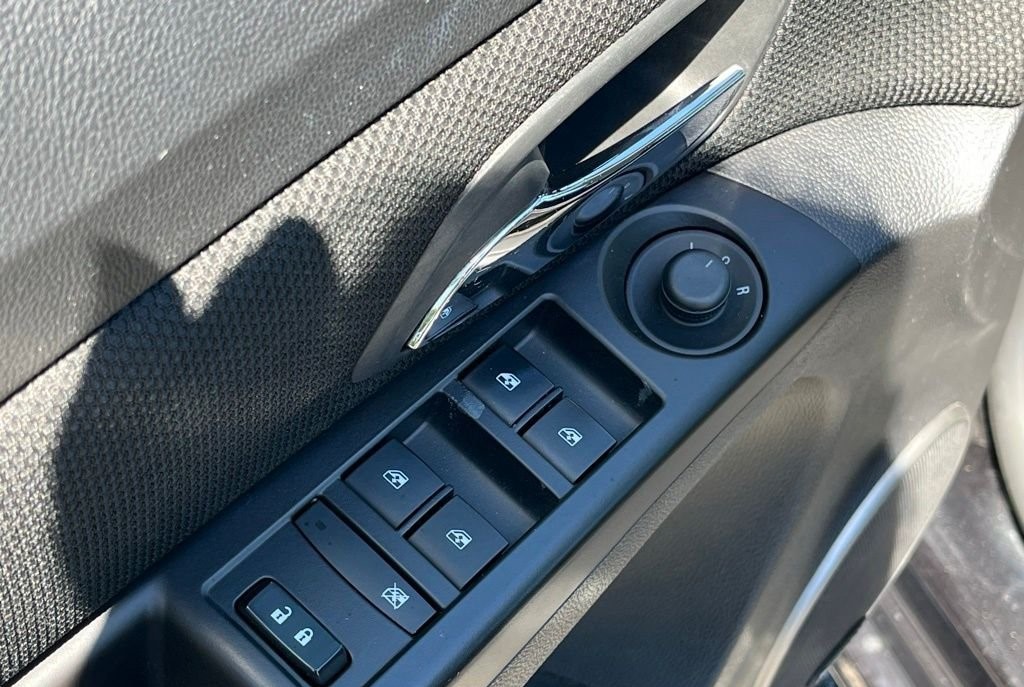 2016 Chevrolet Cruze — photo 12