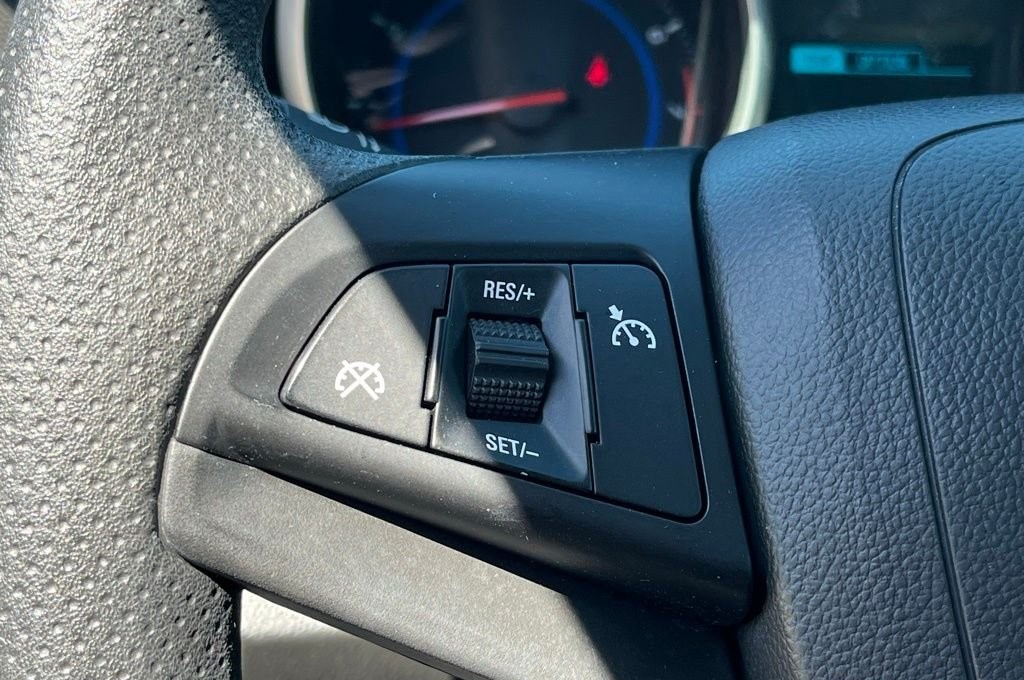 2016 Chevrolet Cruze — photo 26