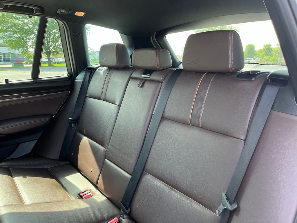 2017 BMW X3 — photo 14