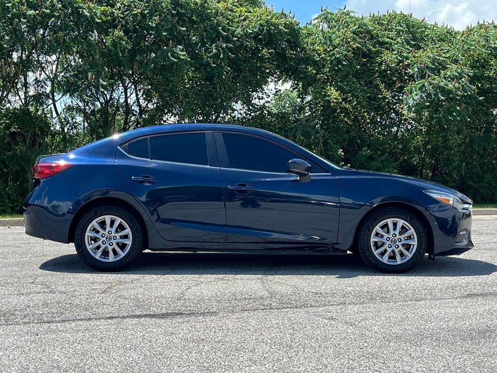 2017 Mazda Mazda3 — photo 3