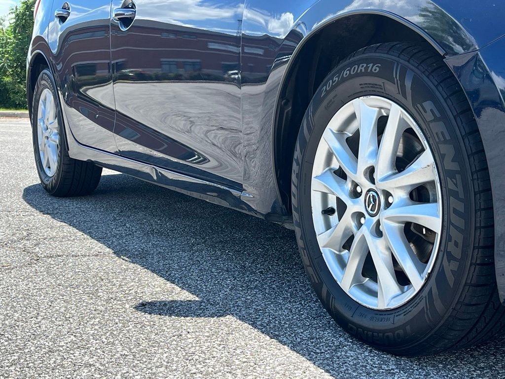 2017 Mazda Mazda3 — photo 4