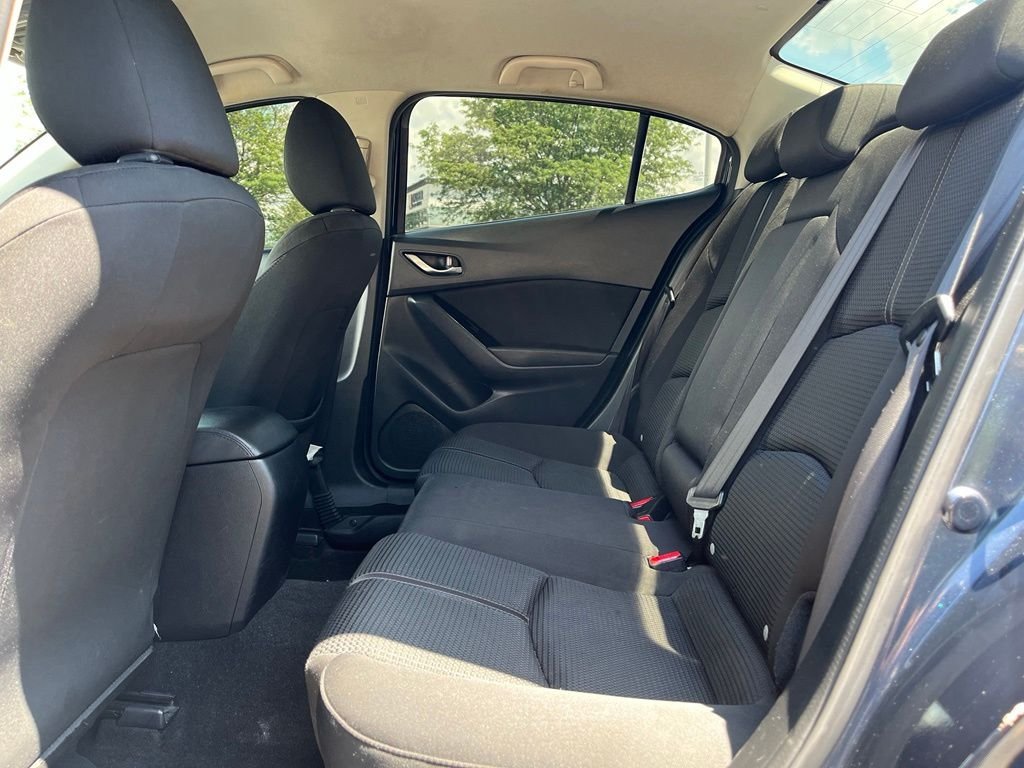 2017 Mazda Mazda3 — photo 12