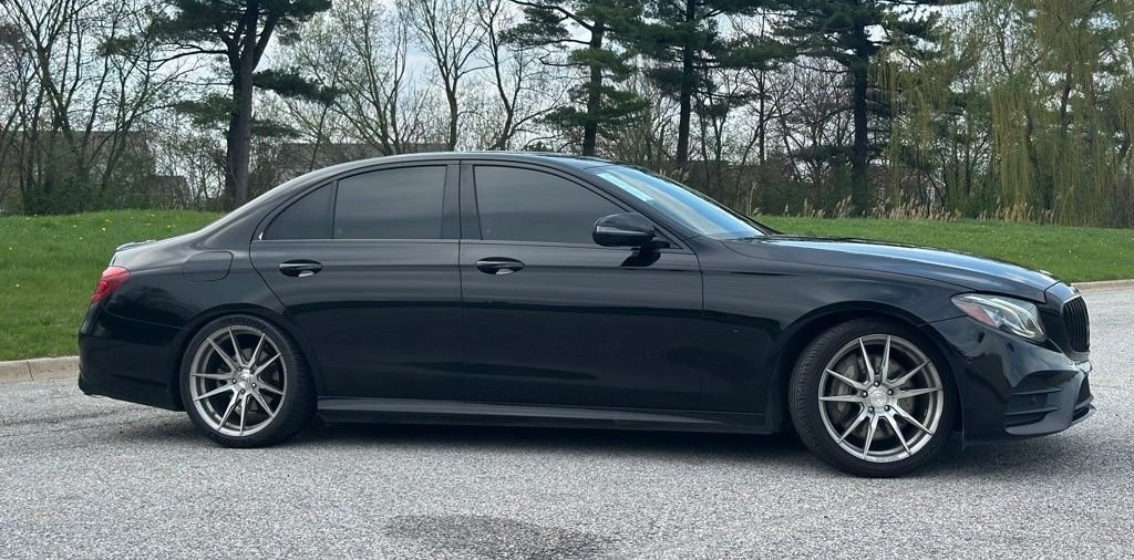 2017 Mercedes-Benz E-Class — photo 1