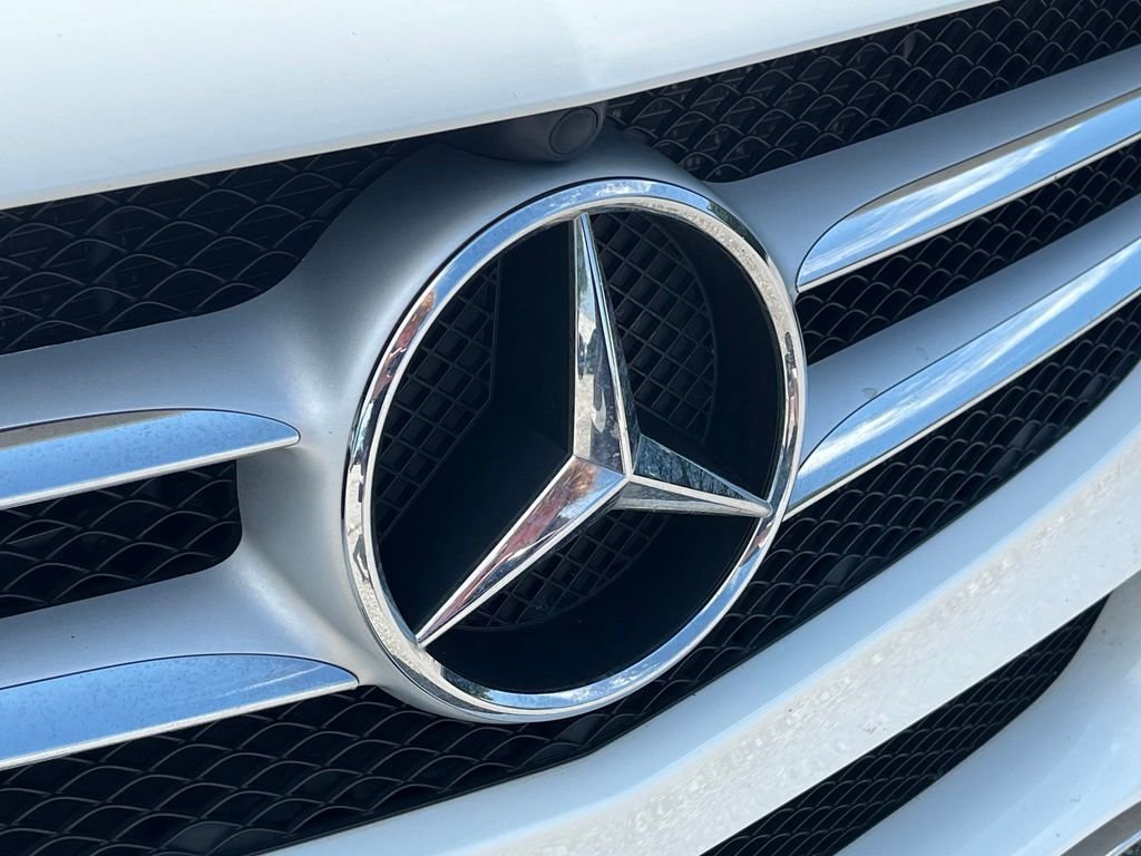 2018 Mercedes-Benz C-Class — photo 9