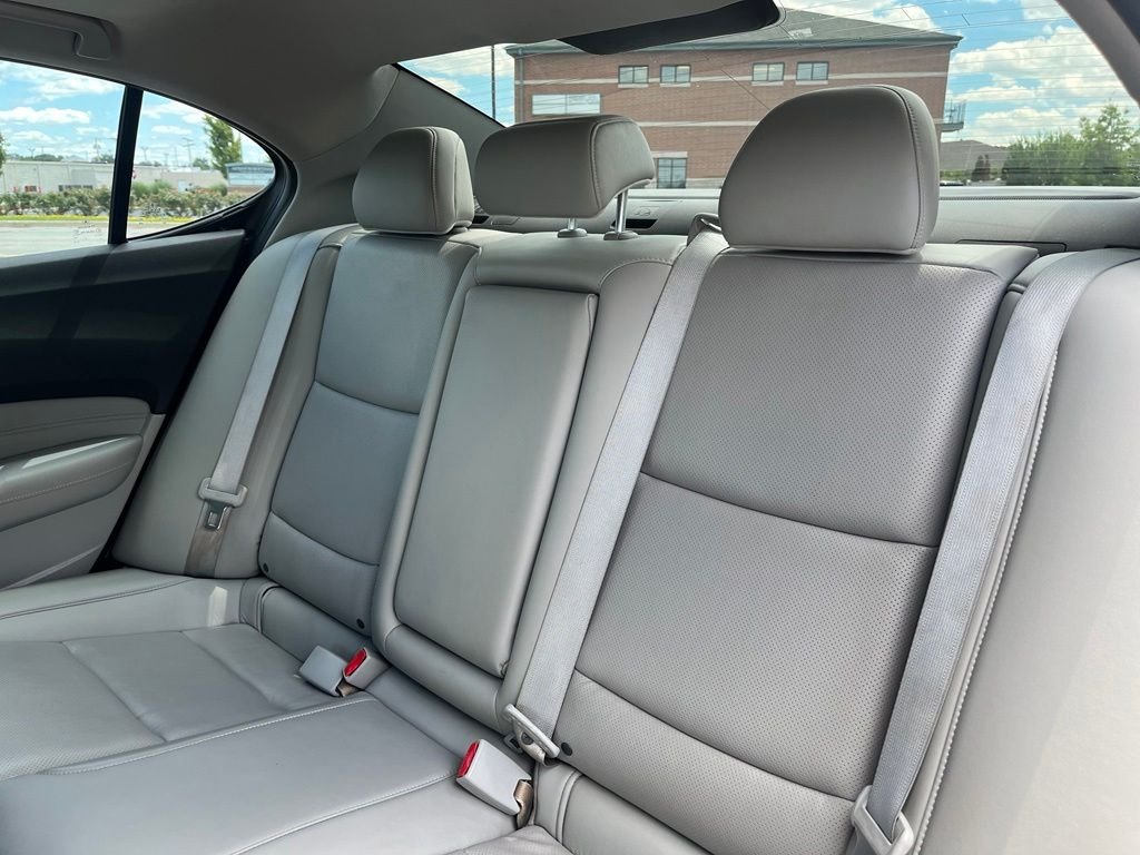 2019 Acura TLX — photo 14