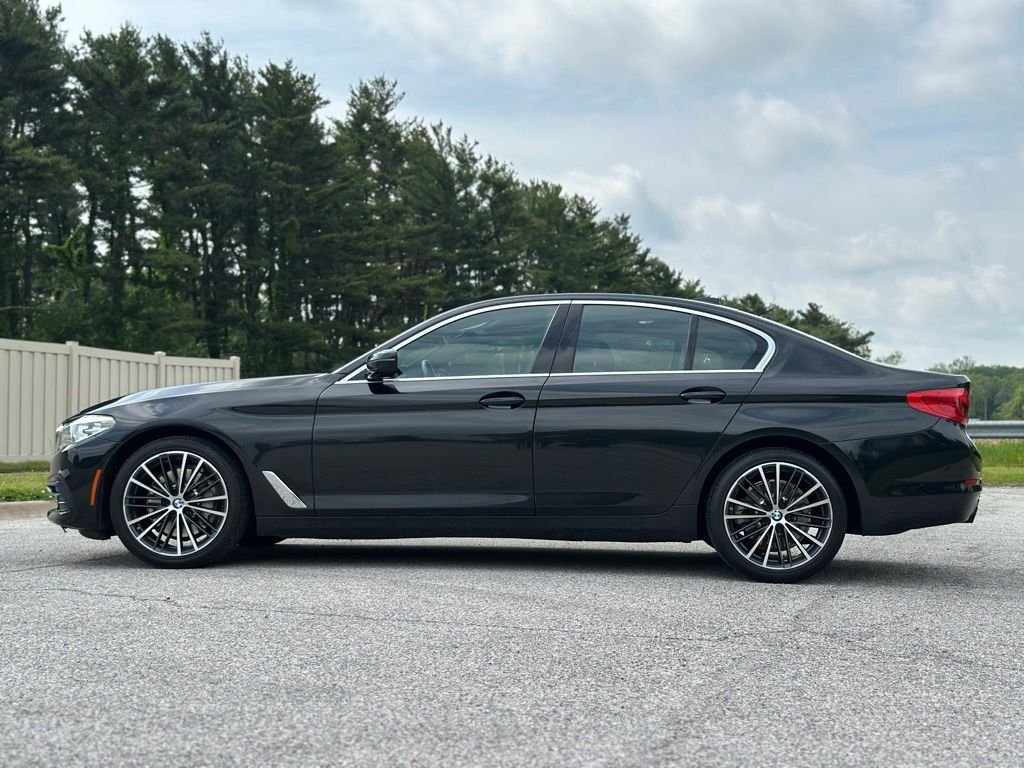 2019 BMW 5 Series — photo 3