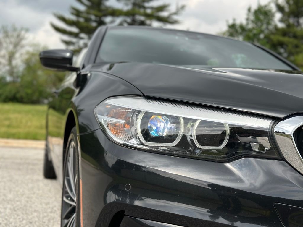 2019 BMW 5 Series — photo 7