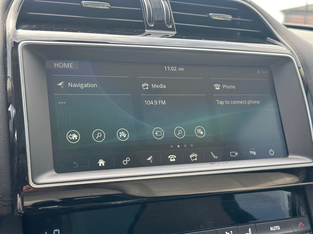 2019 Jaguar F-PACE — photo 24