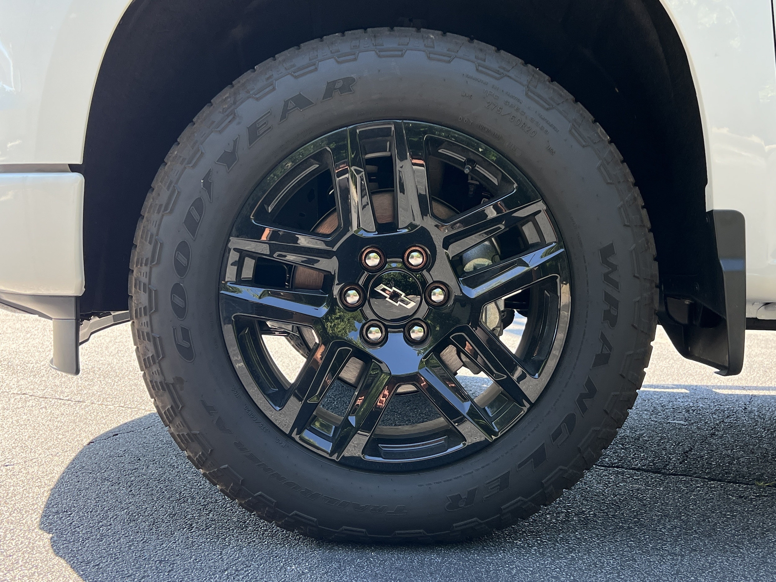 2025 Chevrolet Silverado 1500 — photo 36