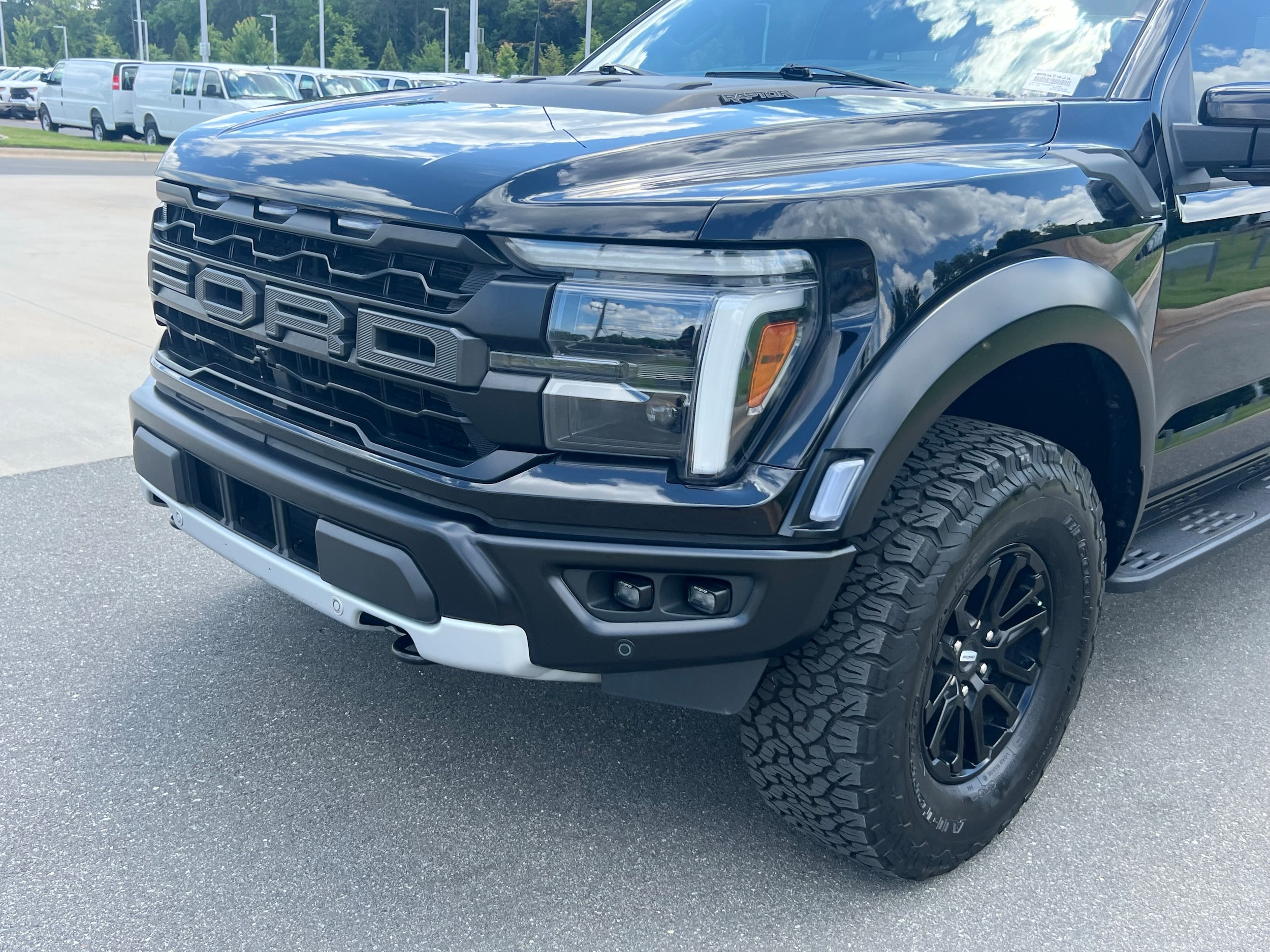 2025 Ford F-150 — photo 8
