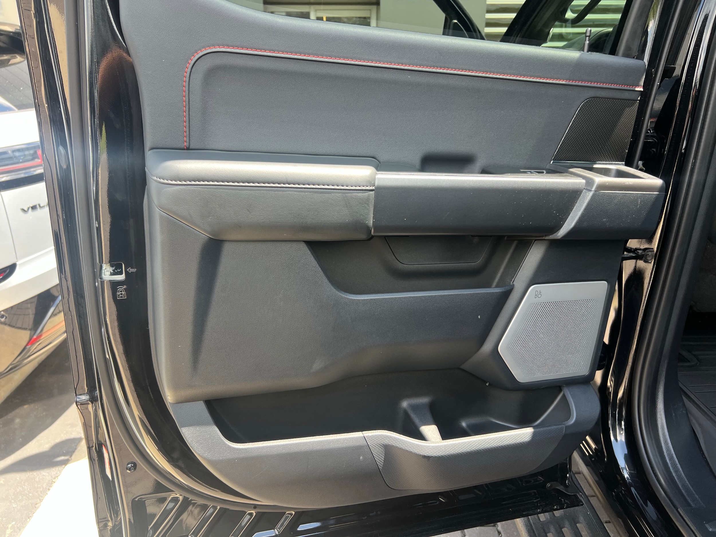 2025 Ford F-150 — photo 25