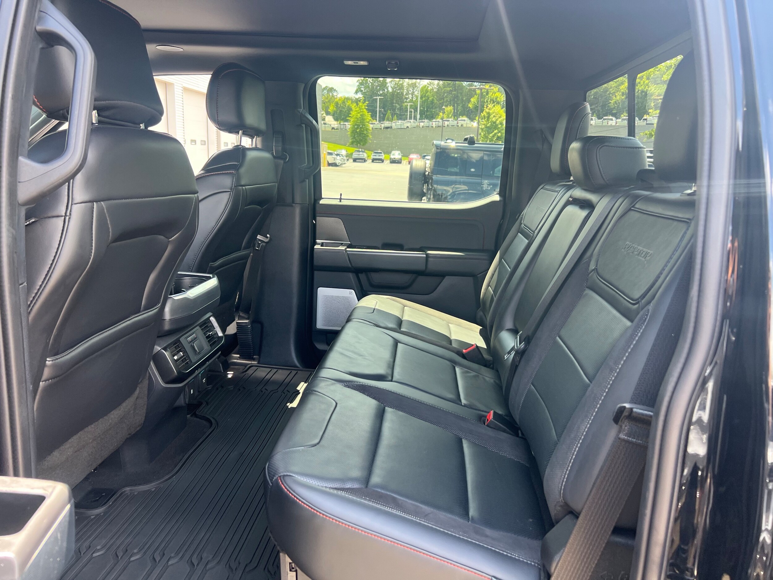 2025 Ford F-150 — photo 28