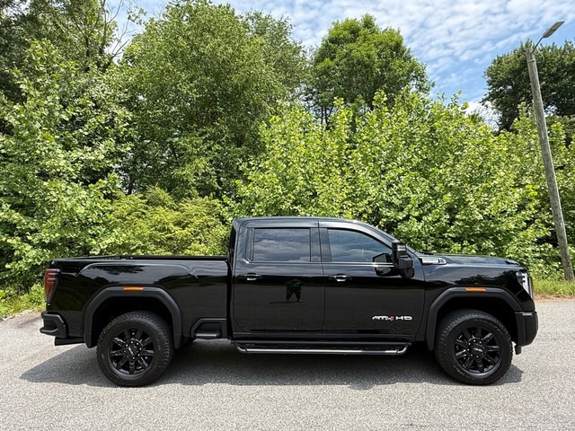2025 GMC Sierra 2500HD — photo 4
