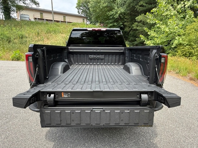 2025 GMC Sierra 2500HD — photo 8