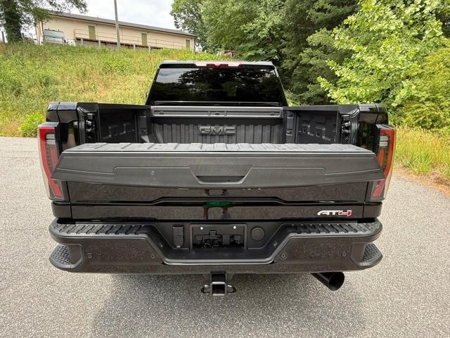 2025 GMC Sierra 2500HD — photo 9