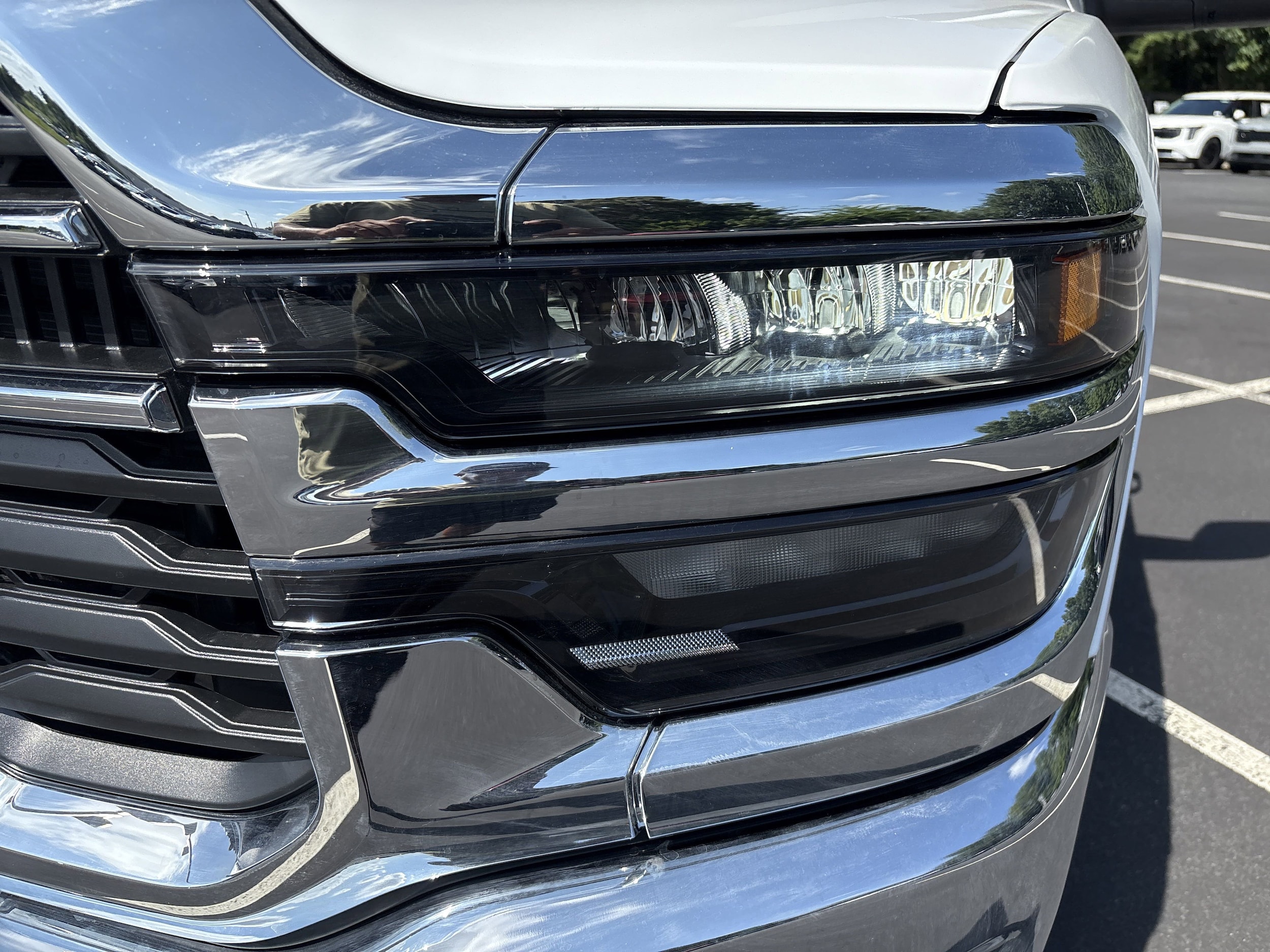 2025 Ram 2500 — photo 8