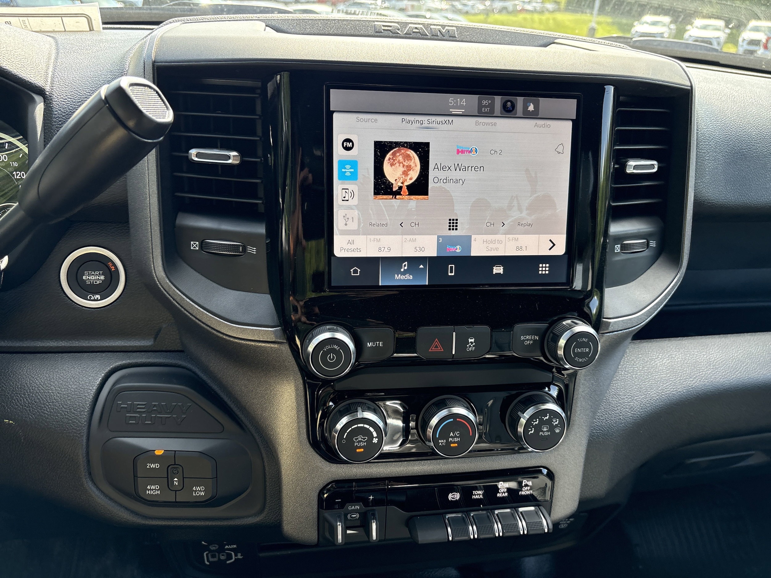 2025 Ram 2500 — photo 18